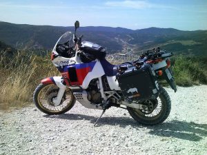 Aluminium Panniers Classic & Rhino Series - HONDA ATfrica Twin RD04 - Image 4