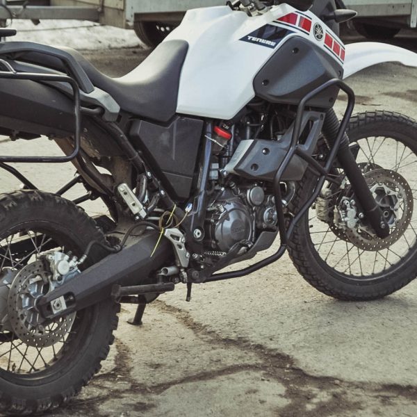 Yamaha XT660Z Crash Bars designed for maximum engine and fairing protection.