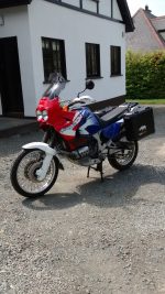 Rhino Aluminium Panniers - HONDA AFRICA TWIN RD07/A (Exhaust Cutout 48/40 L) - Image 13