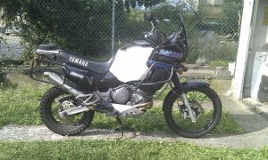 Yamaha XTZ750 Super Tenere Pannier Racks Symmetrical – Configurable Exhaust & Top Rack - Image 3