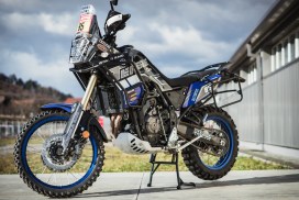 YAMAHA Tenere 700 equipped with aluminium lateral cases panniers koffer, valise, crash bar and panniers rack carrier