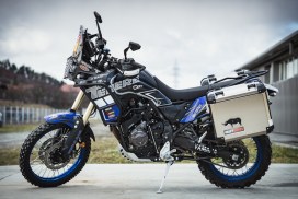 YAMAHA Tenere 700 equipped with aluminium lateral cases panniers koffer, valise, crash bar and panniers rack carrier