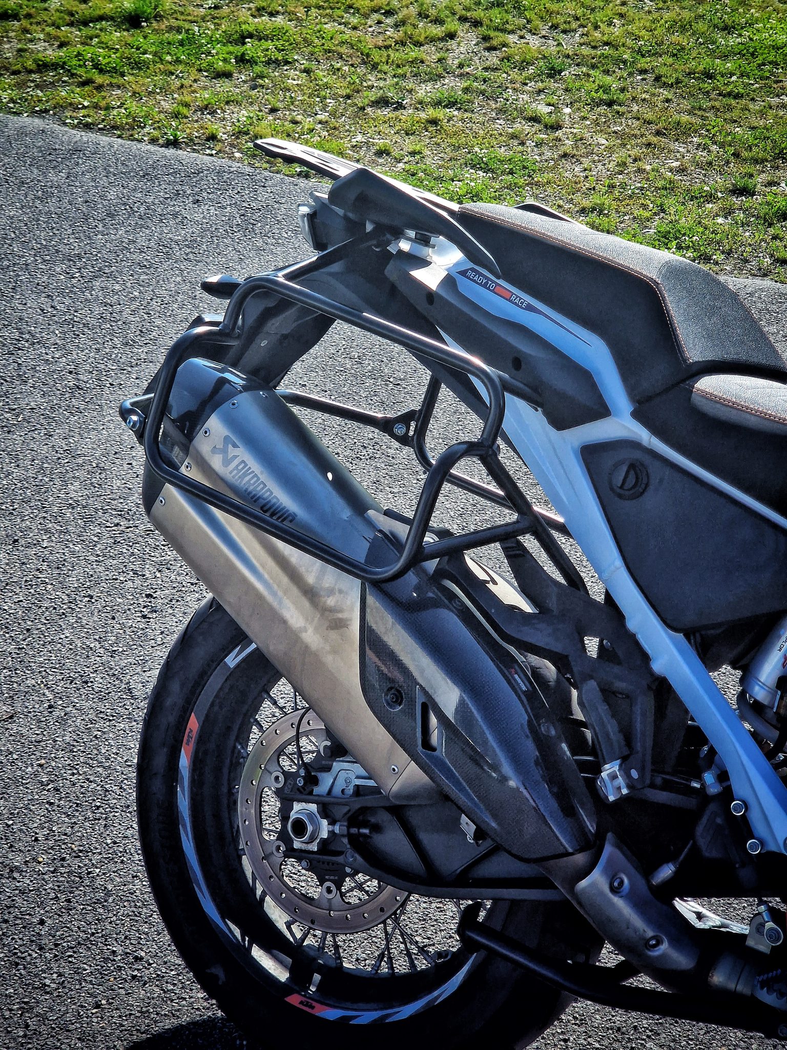 KTM 1290 Super Adventure Pannier Racks (2021-) – Asymmetrical (Exhaust Cutout) - Image 3