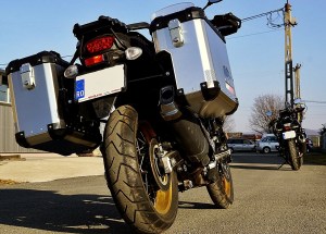 SUZUKI V-Strom 650 Exhaust Cutout 48/40 l Classic Aluminium Panniers - Image 9