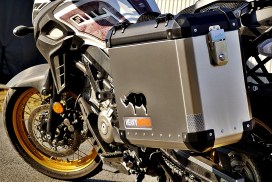 SUZUKI V-Strom 650 Exhaust Cutout 48/40 l Classic Aluminium Panniers - Image 7