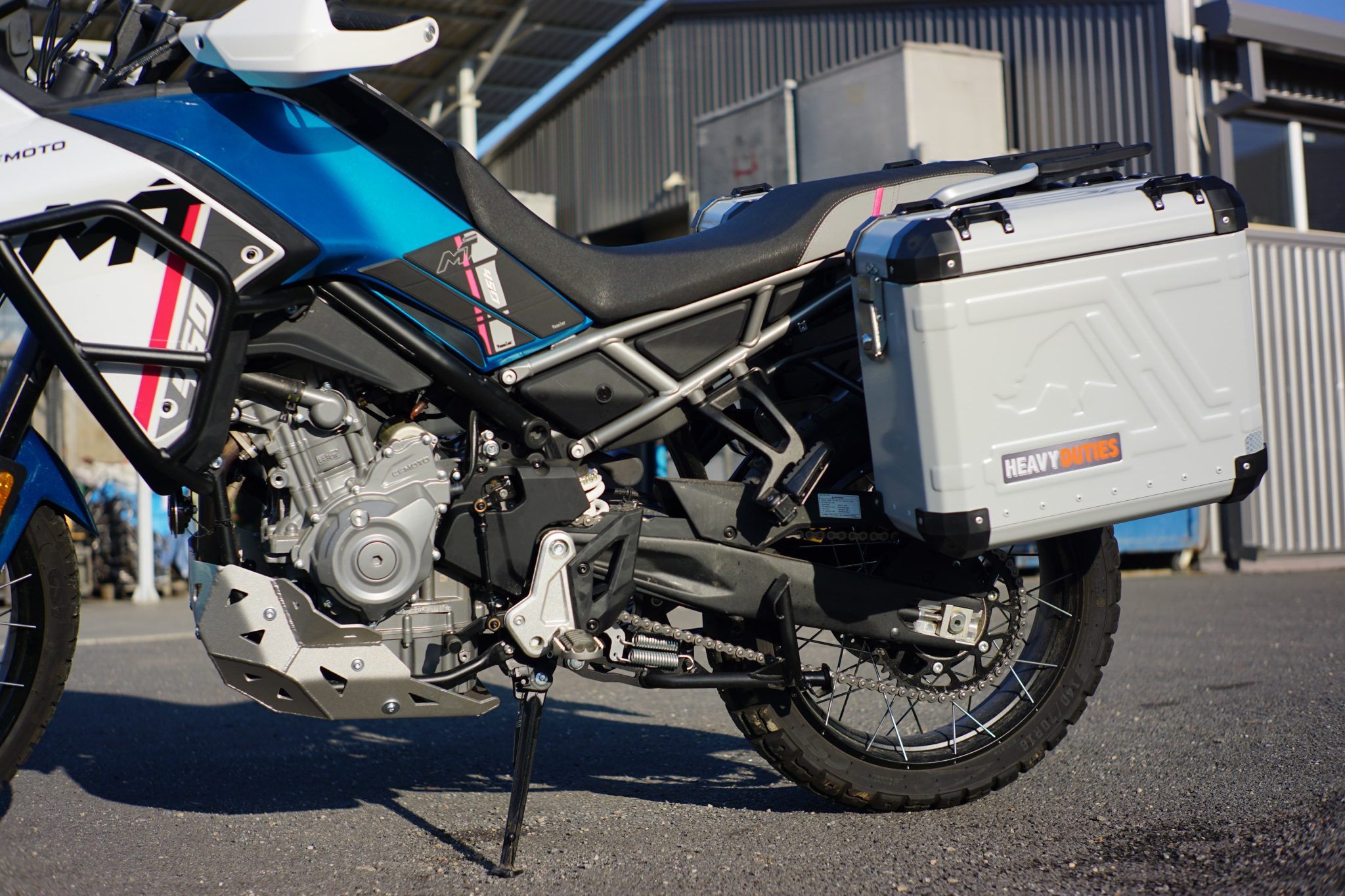 Rhino Aluminium Panniers - CFMOTO 450MT (Exhaust Cutout 48/40 l) - Image 12