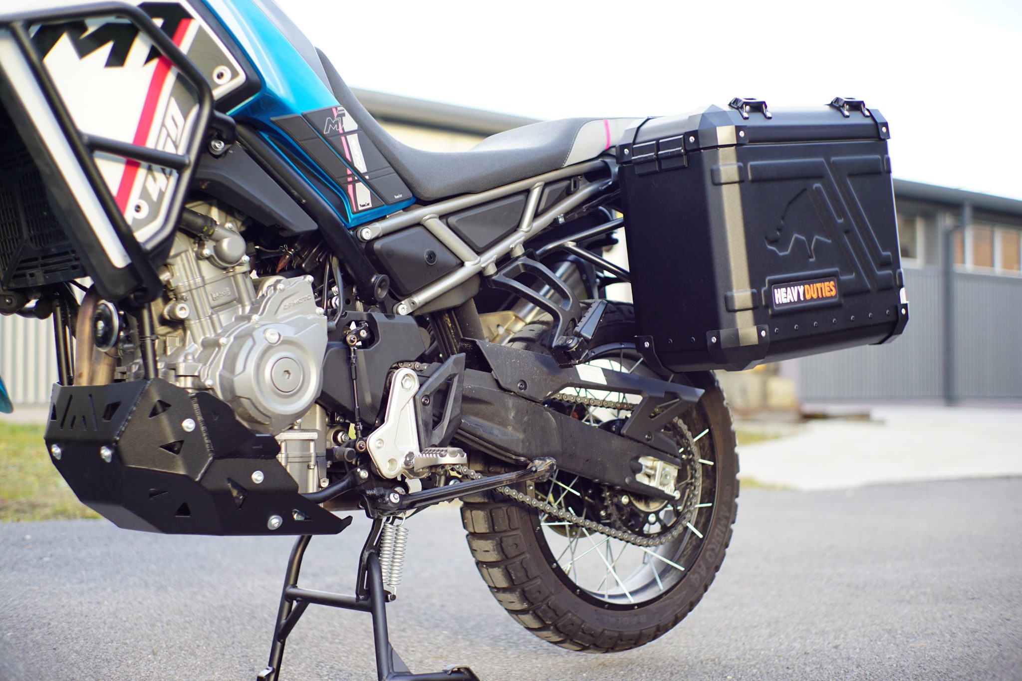 Rhino Aluminium Panniers - CFMOTO 450MT (Exhaust Cutout 48/40 l) - Image 9