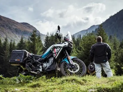 CFMoto 450 MT motorcycle Protection & Luggage by Heavy Duties